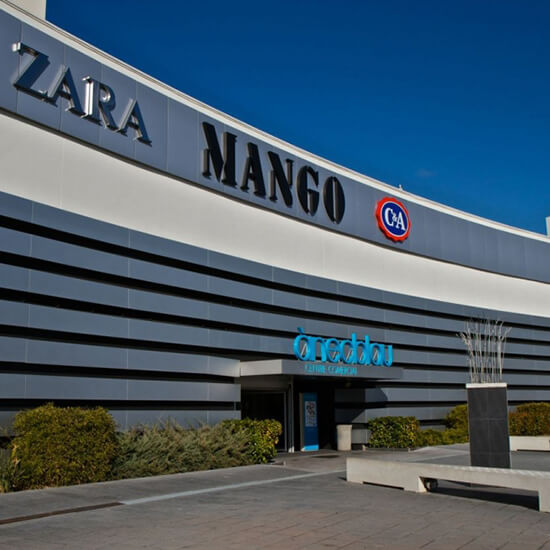 Centro Comercial Anecblau LAR España