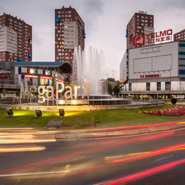 barricada novedad llenar Parque Comercial Megapark Barakaldo | Lar España